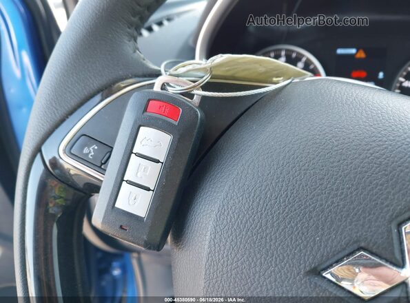 JA4ATWAA0SZ032333 2025 MITSUBISHI ECLIPSE CROSS Blue Vista del salpicadero