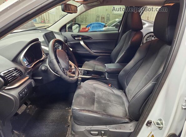 JA4ATWAA2RZ063707 2024 MITSUBISHI ECLIPSE White Vista interior delantera