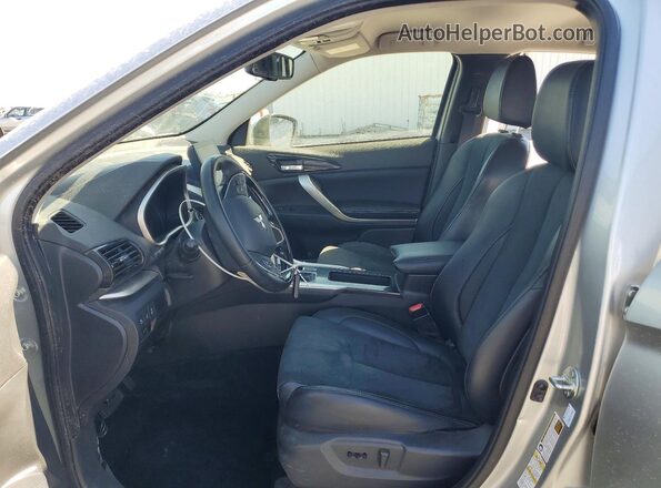 JA4ATWAA4RZ068035 2024 MITSUBISHI ECLIPSE Silver Вид салону спереду