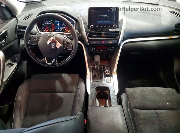 JA4ATWAA7RZ023042 2024 MITSUBISHI ECLIPSE White Вид панелі приладів