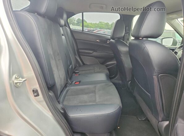 JA4ATWAA7RZ042917 2024 MITSUBISHI ECLIPSE Серебряный Вид задней части салона