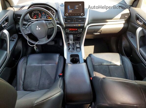 JA4ATWAA8PZ035875 2023 MITSUBISHI ECLIPSE Белый Вид панели приборов