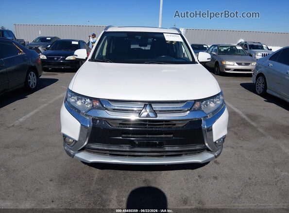 JA4AZ3A33HZ030230 2017 MITSUBISHI OUTLANDER Белый Вид щитка приборов