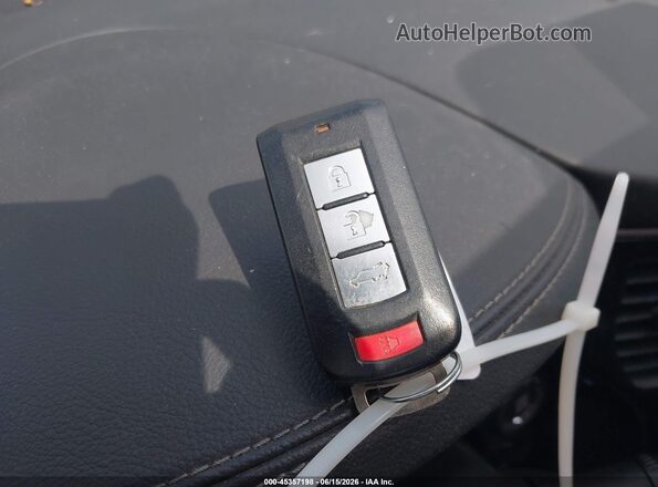 JA4AZ3A33JJ004568 2018 MITSUBISHI OUTLANDER Gray წინა პანელის ხედი