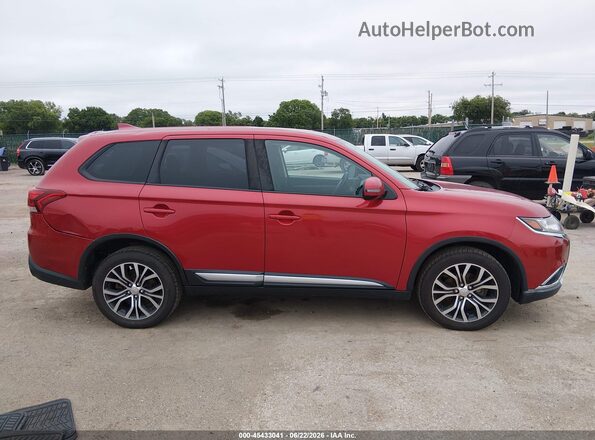 JA4AZ3A33JZ007147 2018 MITSUBISHI OUTLANDER Красный Вид задней части салона