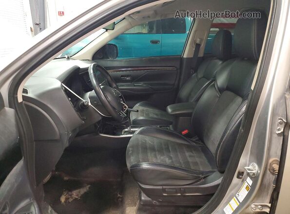 JA4AZ3A34KJ001938 2019 MITSUBISHI OUTLANDER Серебряный Вид салона спереди