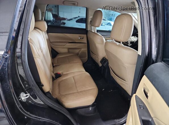 JA4AZ3A35LZ013177 2020 MITSUBISHI OUTLANDER Black უკანა სალონის ხედი