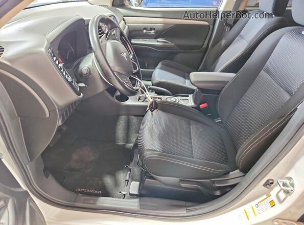 JA4AZ3A3XGZ063465 2016 MITSUBISHI OUTLANDER White Vista interior delantera