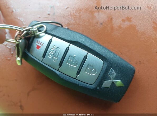 JA4J3VA86NZ085730 2022 MITSUBISHI OUTLANDER Silver Widok deski rozdzielczej