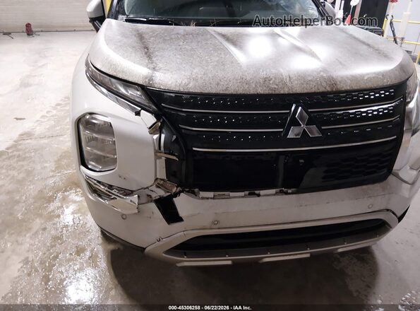 JA4J3VA8XRZ028971 2024 MITSUBISHI OUTLANDER White Вид спереду