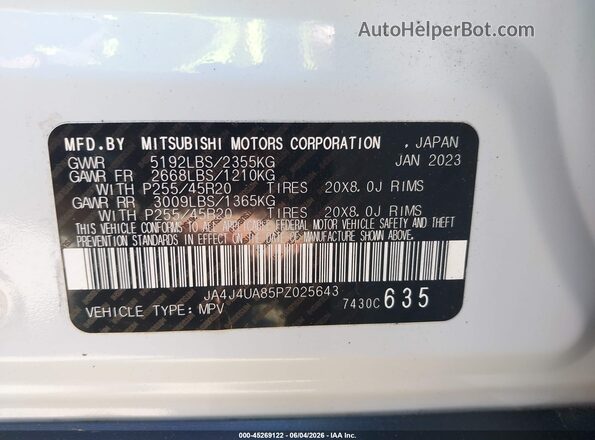 JA4J4UA85PZ025643 2023 MITSUBISHI OUTLANDER White ძრავის განყოფილების ხედი