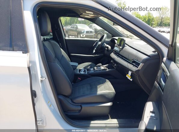JA4J4UA89PZ033115 2023 MITSUBISHI OUTLANDER White Սալոնի դիմացի տեսք