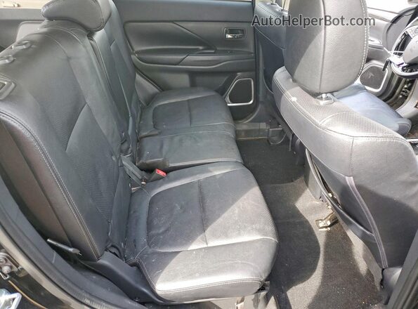JA4JZ4AX3JZ053604 2018 MITSUBISHI OUTLANDER Черный Вид задней части салона