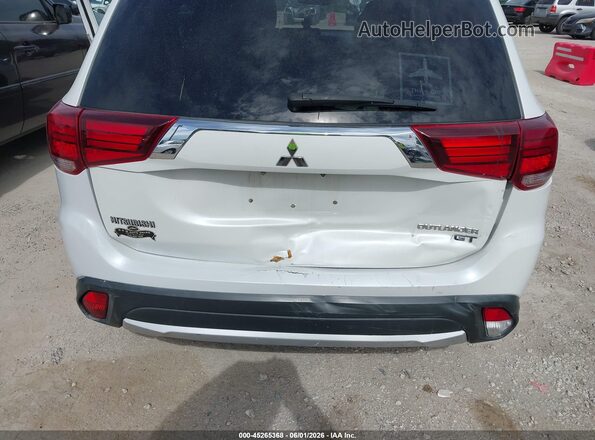 JA4JZ4AX6HZ039867 2017 MITSUBISHI OUTLANDER White Vista frontal