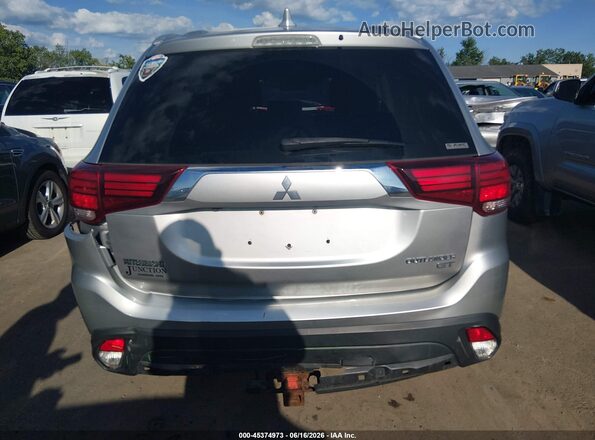 JA4JZ4AX6JZ048154 2018 MITSUBISHI OUTLANDER Silver 