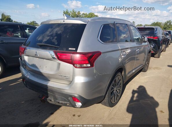 JA4JZ4AX6JZ048154 2018 MITSUBISHI OUTLANDER Silver Задня права чверть