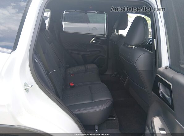 JA4T5WA90SZ040795 2025 MITSUBISHI OUTLANDER PHEV White VIN კოდის სტიკერის ხედი