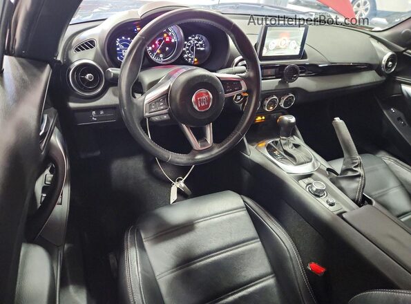 JC1NFAEK2L0144087 2020 FIAT 124 Red Dashboard view