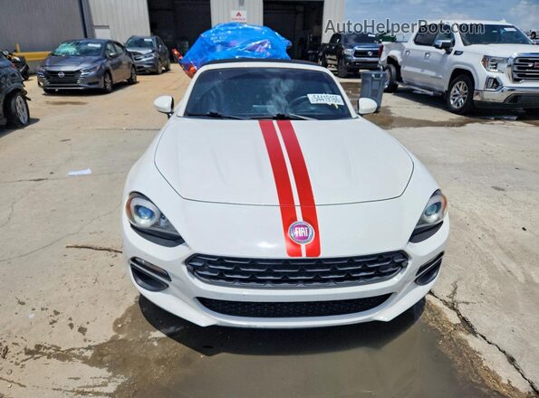 JC1NFAEK8K0141435 2019 FIAT 124 White Widok z przodu