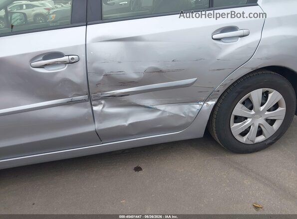 JF1GJAA65GG009353 2016 SUBARU IMPREZA Silver Widok z przodu