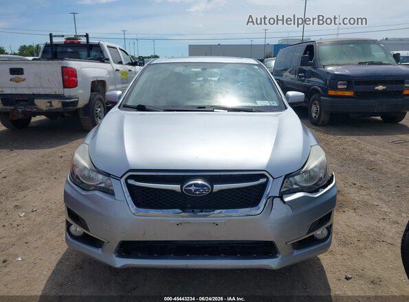 JF1GJAF64GH009251 2016 SUBARU IMPREZA Silver Widok wnętrza z tyłu