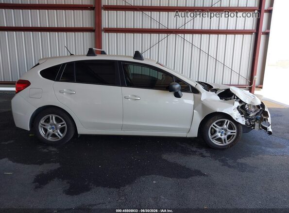 JF1GPAA65G8261094 2016 SUBARU IMPREZA White Vista interior trasera