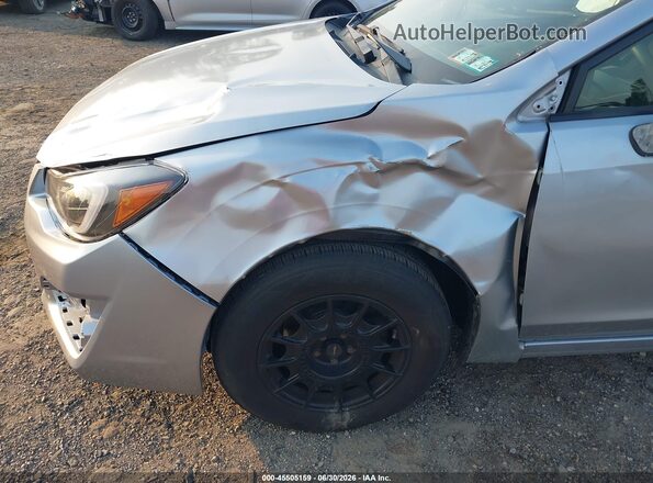 JF1GPAA65G9327976 2016 SUBARU IMPREZA Серебряный Вид спереди