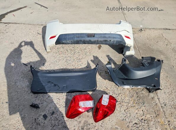 JF1GPAA68G8294574 2016 SUBARU IMPREZA White 