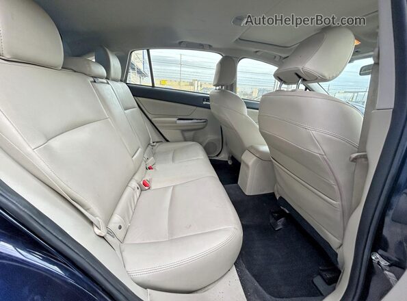 JF1GPAY67GH213974 2016 SUBARU IMPREZA Blue Widok tylnych siedzeń