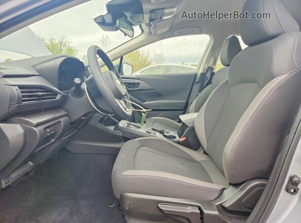 JF1GUABC1S8334158 2025 SUBARU IMPREZA Silver Vista interior delantera
