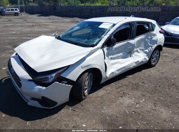 JF1GUABC2R8266267 2024 SUBARU IMPREZA White Առջևի ձախ երեք քառորդ տեսարան