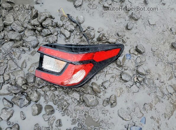 JF1GUABC4S8232126 2025 SUBARU IMPREZA Red Շարժիչի բաժամունքի տեսք