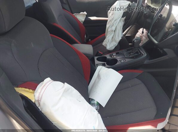 JF1GUHJC4R8319156 2024 SUBARU IMPREZA Silver Вид салону спереду