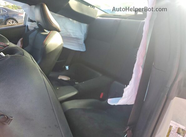 JF1ZCAC12G9603679 2016 SUBARU BRZ Silver Հետևի նստատեղերի տեսք