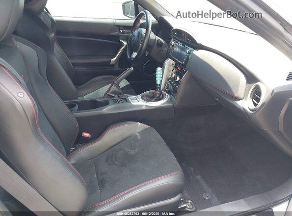 JF1ZCAC13L9703283 2020 SUBARU BRZ White Widok wnętrza z przodu