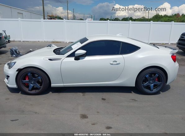 JF1ZCAC13L9703283 2020 SUBARU BRZ White Widok wnętrza 360 stopni