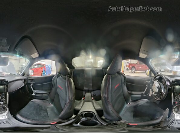 JF1ZCAC1XJ8601403 2018 SUBARU BRZ Серебряный Панорамный вид салона 360°