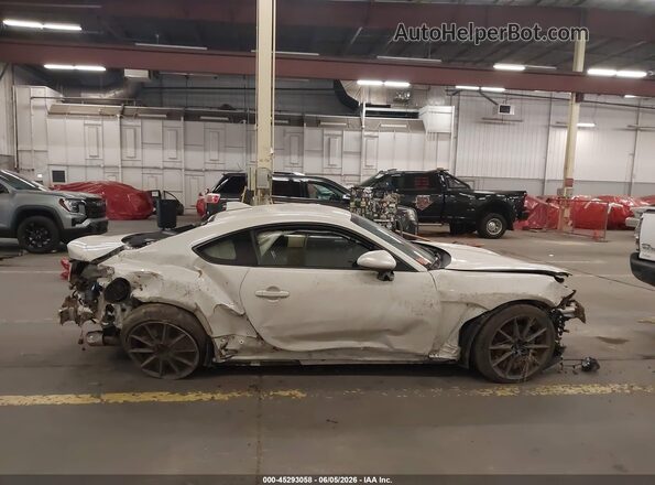JF1ZDBE12P9700283 2023 SUBARU BRZ White Rear interior view