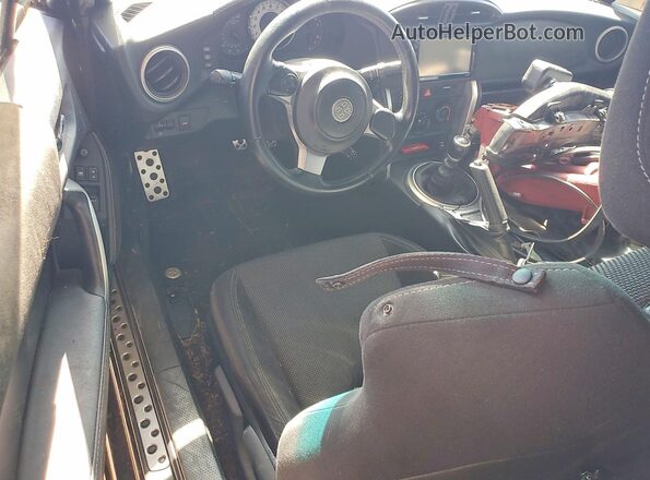 JF1ZNAA11H9709670 2017 TOYOTA 86 Black Առջևի վահանակի տեսք
