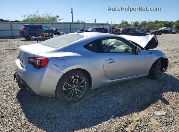 JF1ZNAA14H9702406 2017 TOYOTA 86 Серебряный Задняя правая четверть