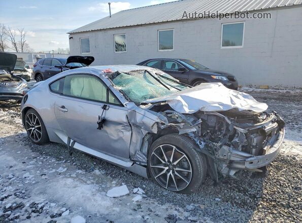 JF1ZNBB1XP9756277 2023 TOYOTA GR86 Серебряный Передняя правая четверть