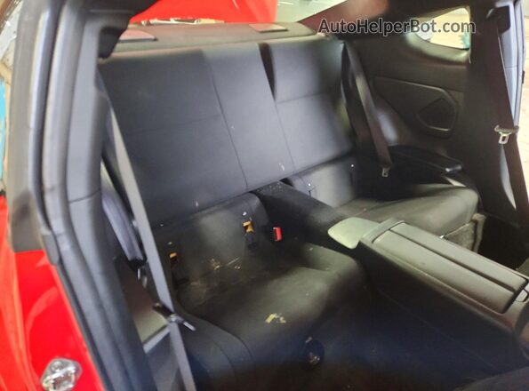 JF1ZNBC11N8754483 2022 TOYOTA GR86 Red Vista de los asientos traseros