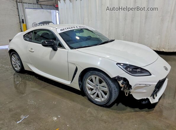 JF1ZNBE10R8760973 2024 TOYOTA GR86 White Przód prawy
