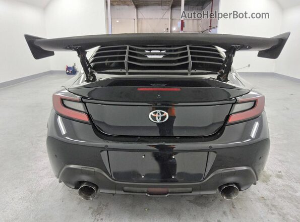 JF1ZNBE13R8760885 2024 TOYOTA GR86 Black Rear view