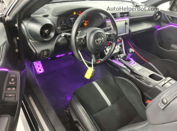 JF1ZNBE13R8760885 2024 TOYOTA GR86 Black Dashboard view