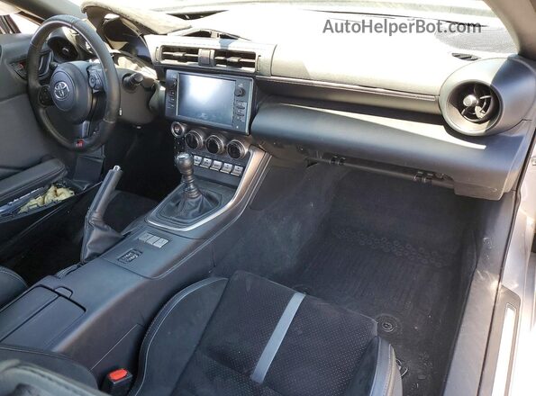 JF1ZNBE14P9765245 2023 TOYOTA GR Silver Widok deski rozdzielczej