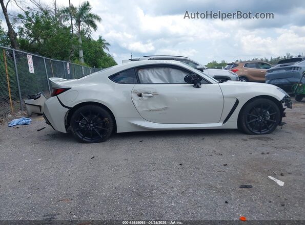 JF1ZNBE15R8760385 2024 TOYOTA GR86 White Панорамний вид салону 360°
