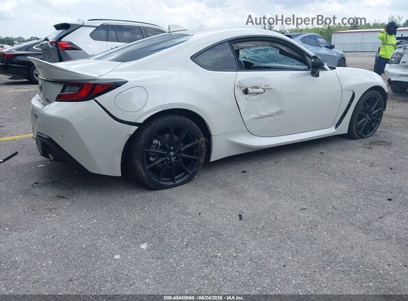 JF1ZNBE15R8760385 2024 TOYOTA GR86 White Задня права чверть