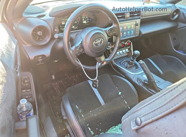 JF1ZNBE16P9756319 2023 TOYOTA GR86 Black Առջևի վահանակի տեսք