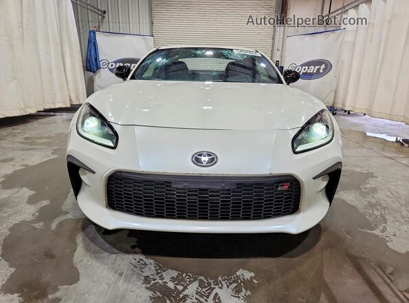 JF1ZNBF13P8759151 2023 TOYOTA GR White წინა ხედი